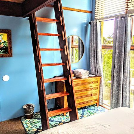 Hamakua Guesthouse Pepeekeo Rum bild