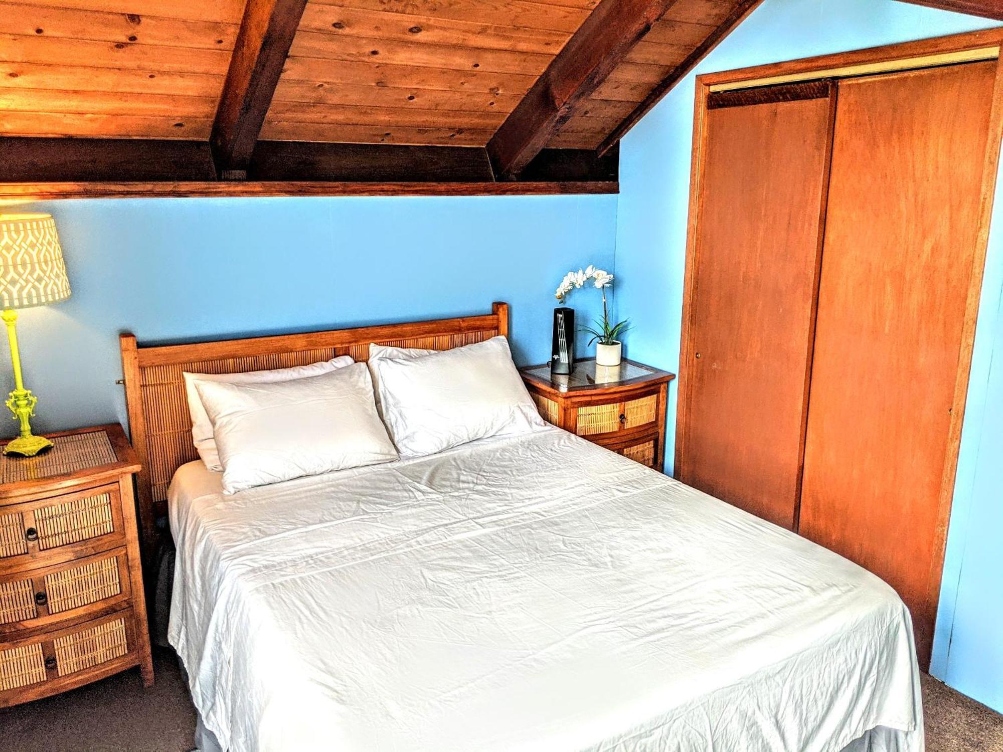Hamakua Guesthouse Pepeekeo Rum bild