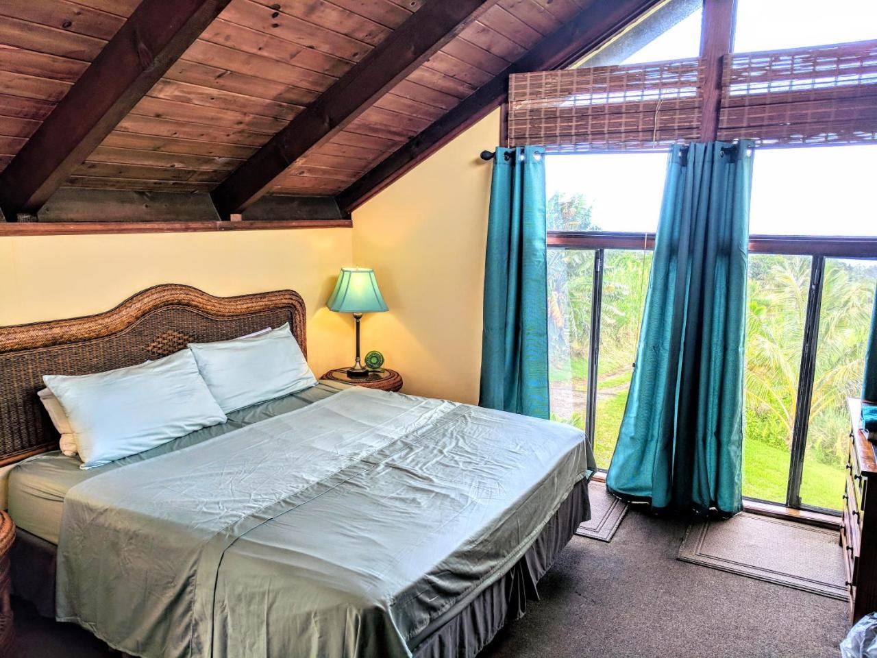 Hamakua Guesthouse Pepeekeo Exteriör bild